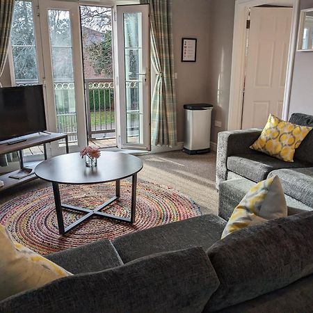 Stylish Modern Apartment, Free Secure Parking Allesley Eksteriør bilde