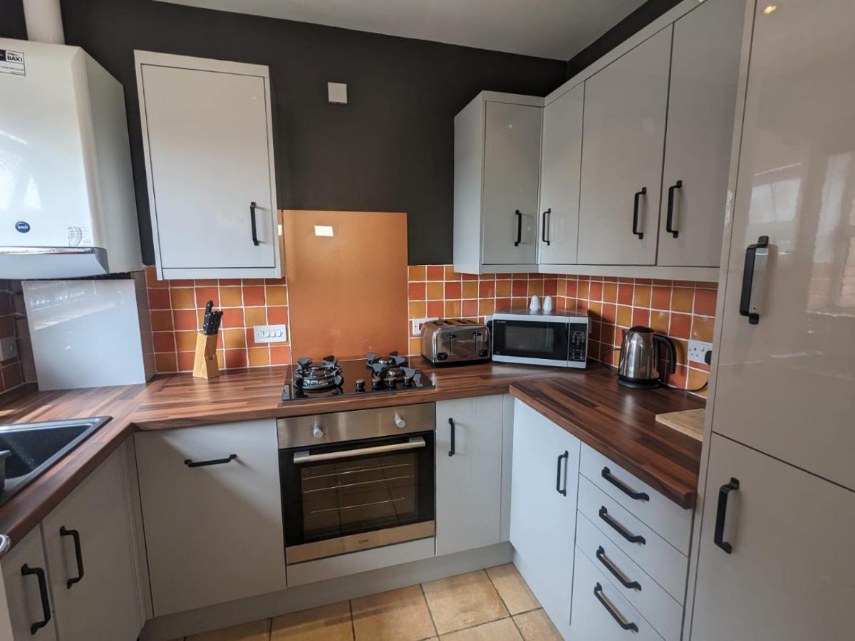 Stylish Modern Apartment, Free Secure Parking Allesley Eksteriør bilde