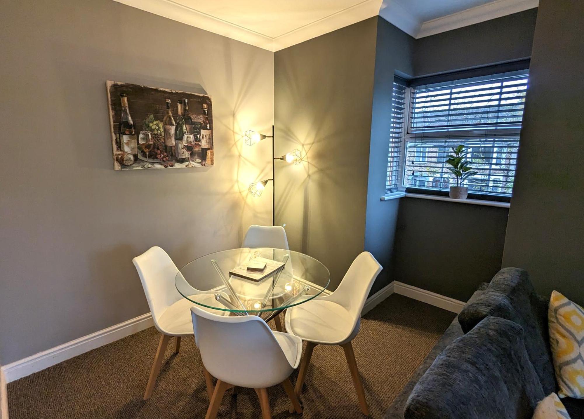 Stylish Modern Apartment, Free Secure Parking Allesley Eksteriør bilde